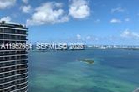 Copropriété à louer à Miami, Floride: 47.19 m2 № 2008717 - photo 2