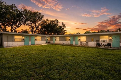 Appartement à Tampa, Floride 3 chambres, 525.18 m2 № 2302929