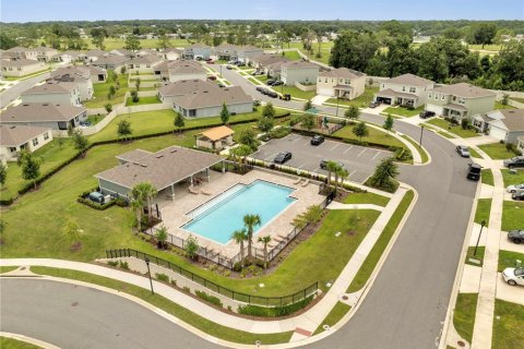 House in Zellwood, Florida 4 bedrooms, 207.64 sq.m. № 1821293 - photo 16