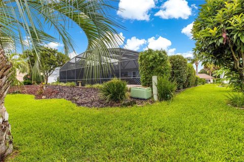 House in The Villages, Florida 3 bedrooms, 165.27 sq.m. № 1816229 - photo 8
