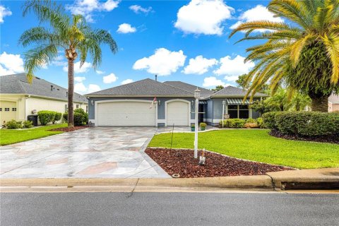 House in The Villages, Florida 3 bedrooms, 165.27 sq.m. № 1816229 - photo 2