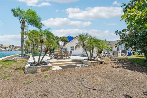 Land in Saint Petersburg, Florida № 2304949 - photo 4