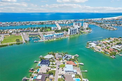 Land in Saint Petersburg, Florida № 2304949 - photo 12