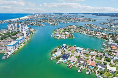 Land in Saint Petersburg, Florida № 2304949 - photo 14