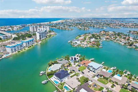 Land in Saint Petersburg, Florida № 2304949 - photo 13