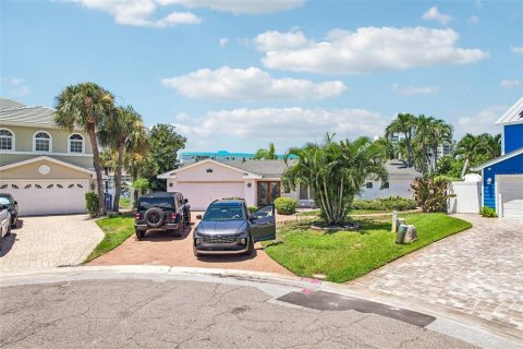 Land in Saint Petersburg, Florida № 2304949 - photo 2