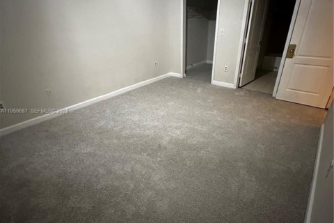 Condominio en alquiler en Homestead, Florida, 3 dormitorios, 109.81 m2 № 2006983 - foto 17