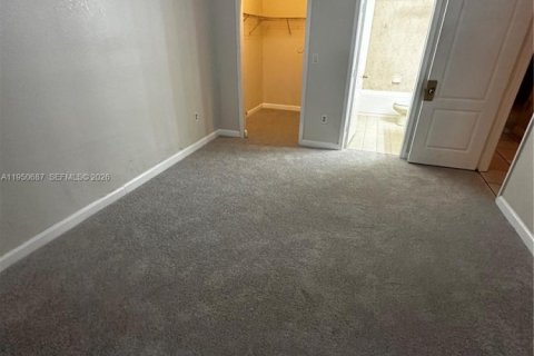 Condominio en alquiler en Homestead, Florida, 3 dormitorios, 109.81 m2 № 2006983 - foto 21