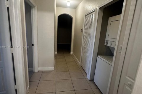 Condominio en alquiler en Homestead, Florida, 3 dormitorios, 109.81 m2 № 2006983 - foto 7