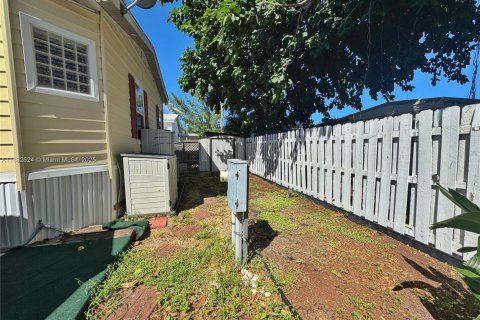 House in Dania Beach, Florida 2 bedrooms, 136.66 sq.m. № 1931835 - photo 21