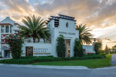 Touwnhouse à vendre à Miami, Floride: 3 chambres, 161.65 m2 № 2031407 - photo 3