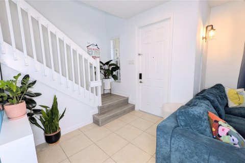 Touwnhouse à vendre à Miami, Floride: 3 chambres, 161.65 m2 № 2031407 - photo 7