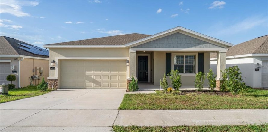 Villa ou maison à Haines City, Floride 4 chambres, 193.24 m2 № 1905484
