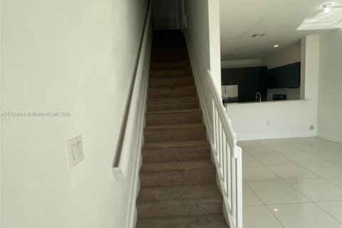 Touwnhouse à vendre à Lauderhill, Floride: 3 chambres, 117.06 m2 № 1860025 - photo 11