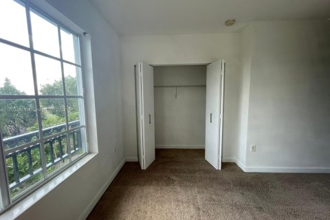 Touwnhouse à vendre à Lauderhill, Floride: 3 chambres, 117.06 m2 № 1860025 - photo 6