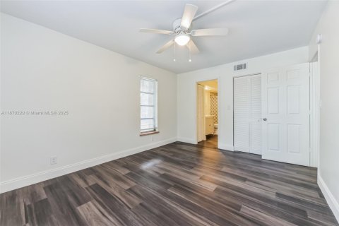 Condominio en alquiler en Boca Raton, Florida, 2 dormitorios, 86.96 m2 № 1940945 - foto 7