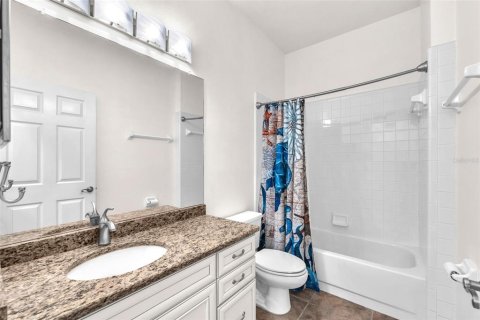 Condo in Plant City, Florida, 2 bedrooms  № 1572712 - photo 14