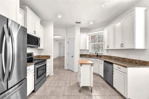 Condo in Plant City, Florida, 2 bedrooms  № 1572712 - photo 17