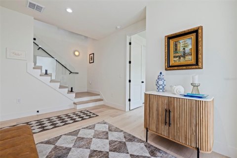 Townhouse in Tampa, Florida 4 bedrooms, 240.8 sq.m. № 2196513 - photo 17