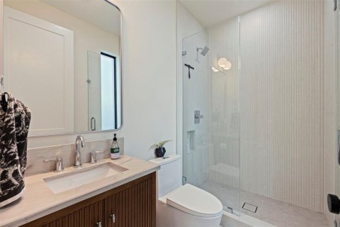 Townhouse in Tampa, Florida 4 bedrooms, 240.8 sq.m. № 2196513 - photo 26