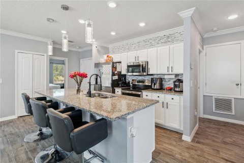 Villa ou maison à vendre à Kissimmee, Floride: 3 chambres, 121.05 m2 № 1670717 - photo 10