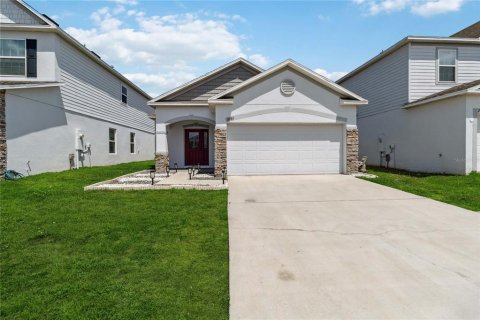 Villa ou maison à vendre à Kissimmee, Floride: 3 chambres, 121.05 m2 № 1670717 - photo 1