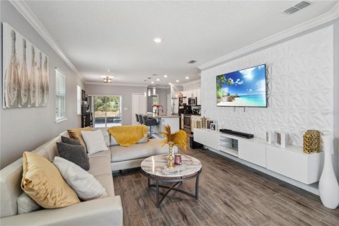 Villa ou maison à vendre à Kissimmee, Floride: 3 chambres, 121.05 m2 № 1670717 - photo 8
