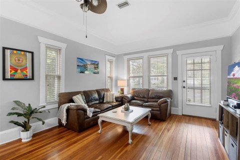Casa en venta en DeLand, Florida, 3 dormitorios, 147.16 m2 № 1832886 - foto 9