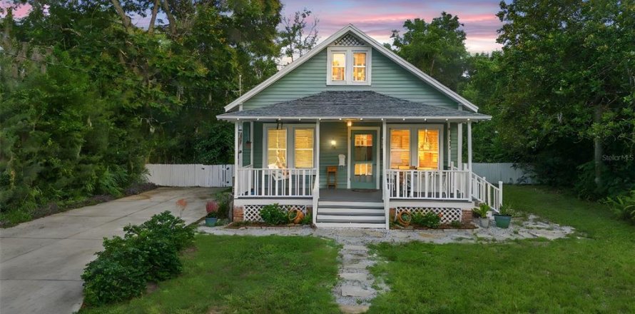 Casa en DeLand, Florida 3 dormitorios, 147.16 m2 № 1832886