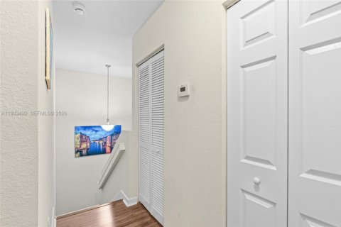 Купить кондоминиум в Катлер-Бей, Флорида 2 спальни, 105.82м2, № 2048084 - фото 16