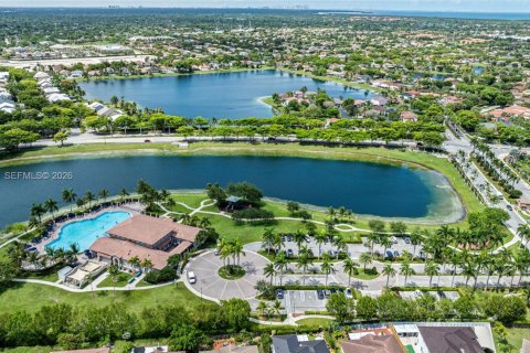 Купить кондоминиум в Катлер-Бей, Флорида 2 спальни, 105.82м2, № 2048084 - фото 29