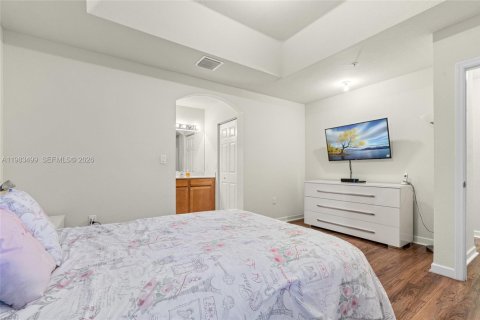 Купить кондоминиум в Катлер-Бей, Флорида 2 спальни, 105.82м2, № 2048084 - фото 21