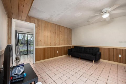 Condominio en venta en Gainesville, Florida, 2 dormitorios, 81.38 m2 № 2166132 - foto 6