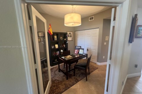 Condominio en venta en Pembroke Pines, Florida, 3 dormitorios, 128.11 m2 № 2029666 - foto 21