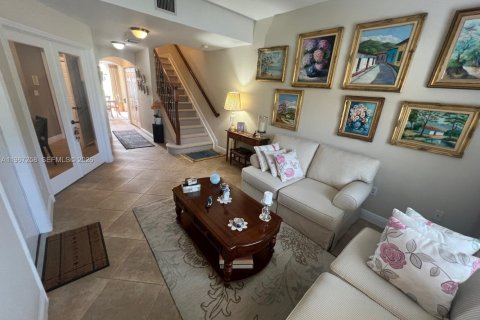 Condominio en venta en Pembroke Pines, Florida, 3 dormitorios, 128.11 m2 № 2029666 - foto 13