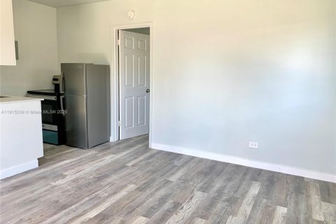 Apartment in Fort Lauderdale, Florida 1 bedroom № 1971408 - photo 4