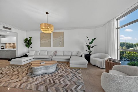 Condo in Aventura, Florida, 3 bedrooms  № 2082580 - photo 15