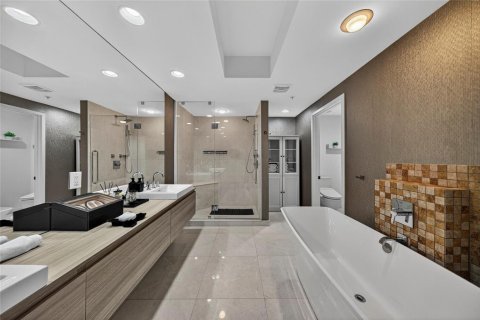 Condo in Aventura, Florida, 3 bedrooms  № 2082580 - photo 30