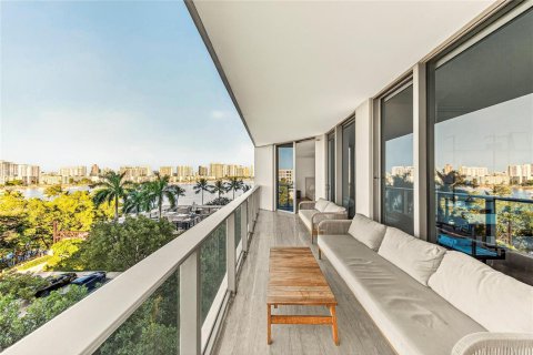 Condo in Aventura, Florida, 3 bedrooms  № 2082580 - photo 17