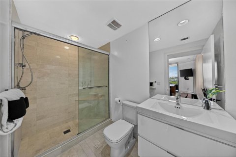 Condo in Aventura, Florida, 3 bedrooms  № 2082580 - photo 21