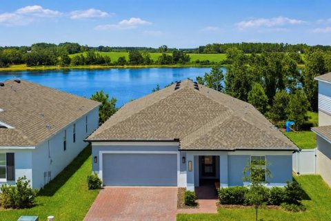 Villa ou maison à Groveland, Floride 4 chambres, 199.83 m2 № 2302139