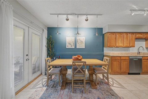 Adosado en venta en Tampa, Florida, 3 dormitorios, 123.56 m2 № 2236393 - foto 7