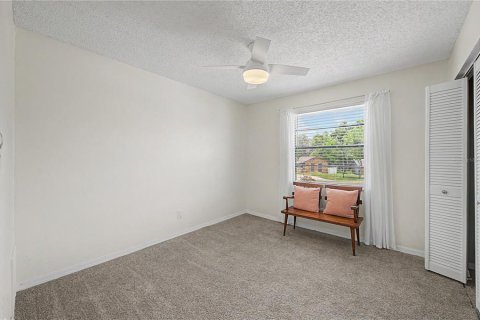 Adosado en venta en Tampa, Florida, 3 dormitorios, 123.56 m2 № 2236393 - foto 22