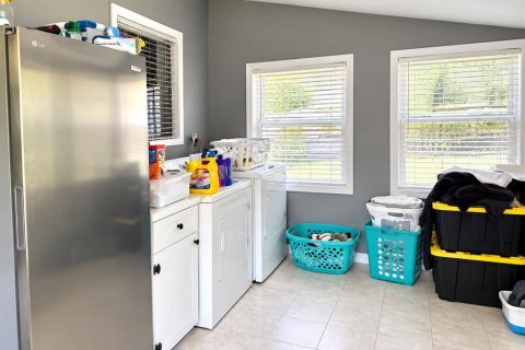 House in Lake Wales, Florida 2 bedrooms, 111.39 sq.m. № 2408557 - photo 5