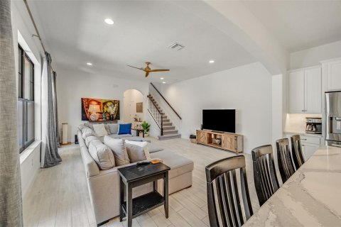 House in Melbourne, Florida 4 bedrooms, 213.86 sq.m. № 2237044 - photo 14