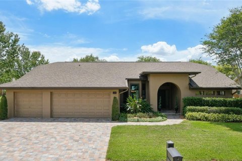 House in Safety Harbor, Florida 4 bedrooms, 245.08 sq.m. № 2094212