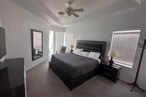 House in Davenport, Florida 5 bedrooms, 241.08 sq.m. № 2266417 - photo 27