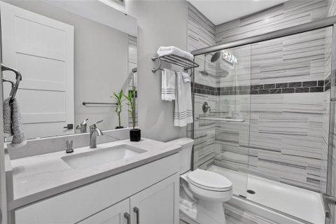 Villa ou maison à vendre à Tampa, Floride: 4 chambres, 307.69 m2 № 2410404 - photo 24