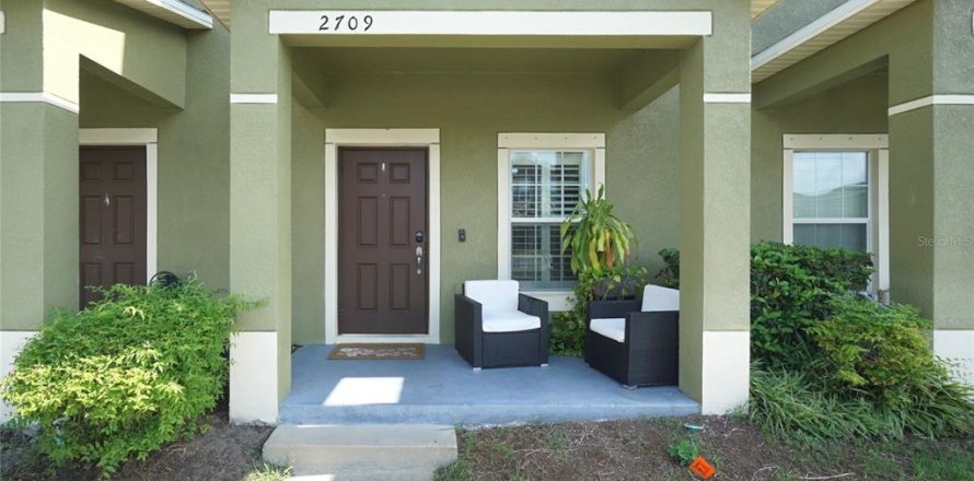 Touwnhouse à Brandon, Floride 2 chambres, 105.91 m2 № 2096030