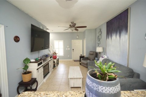Touwnhouse à louer à Brandon, Floride: 2 chambres, 105.91 m2 № 2096030 - photo 5